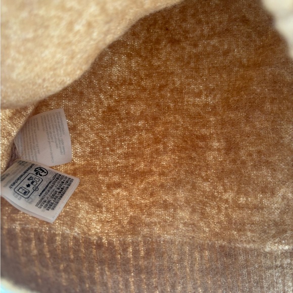 Short Sleeve Crewneck Sweater - Camel - Picture 4 of 6